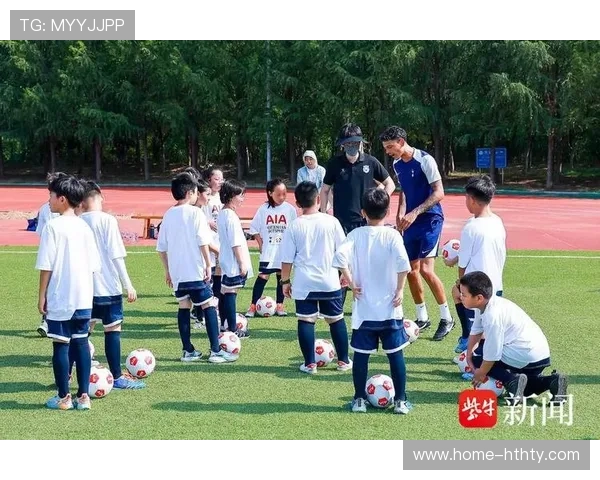 英超俱乐部与国际学校合作，推出足球与文化双轨课程